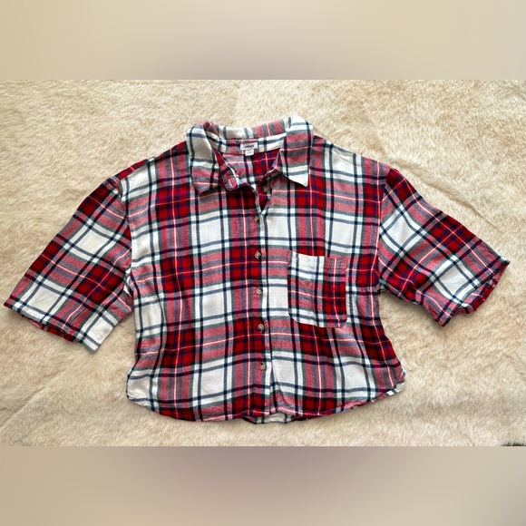 Luxury Garage Sale Tops - Garage Flannel Plaid Crop Top size Large